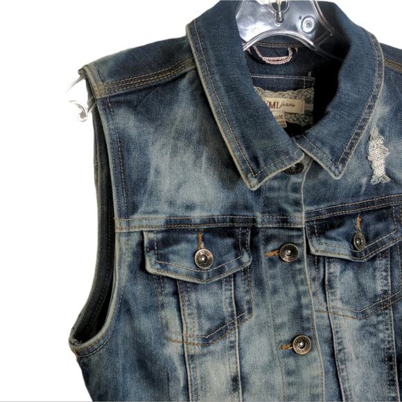 YMI JEANS Blue Distressed Denim Jean Vest Juniors Medium - Picture 2 of 7